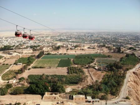 Cable cars over Jericho oasis