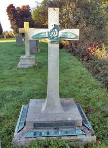 Lutyens-gravestone-Thursley